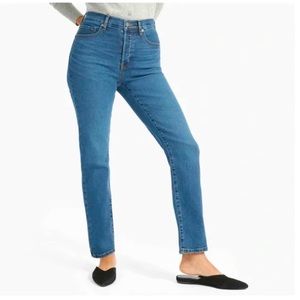 Everlane High-Rise Slim-Straight Ankle Jeans in Medium Wash, Size 31
